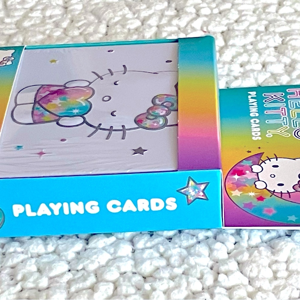 Hello Kitty Playing Cards With Storage Case - Picture 10 of 14